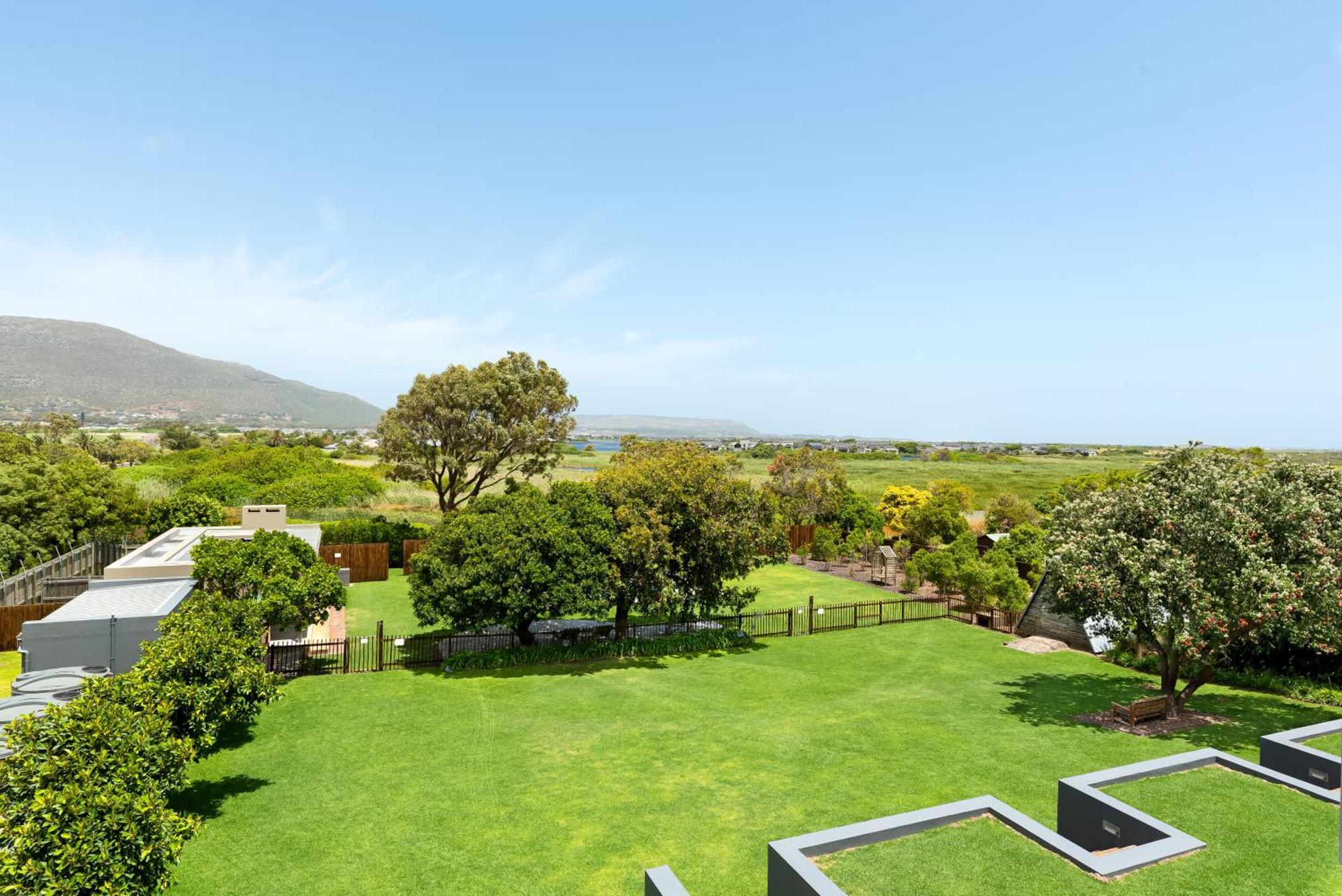 Sunset Splendour Guesthouse Noordhoek Kültér fotó